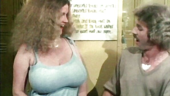 MILF หลังจากดูดอานไก่ของเด็กชาย วีดีโอ โป้ ยี่ ปุ่ น