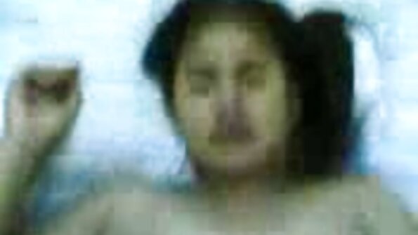 ซุกซน ผู้หญิง masturbates จิ๋ม วีดีโอ โป๊ ฟรี ก่อน เซ็กส์