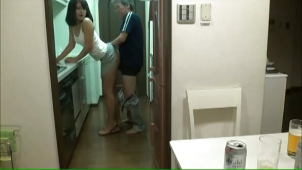 สาวผมบลอนด์สุดฮอตในชุดที่ต้องการเพศเลสเบี้ยน วีดีโอ x ฟรี