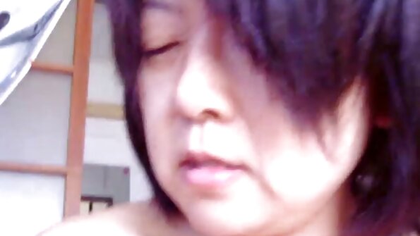 ของหวานในถุงน่อง ฉีกหีด้วย dildo. วีดีโอ โป๊ ออนไลน์