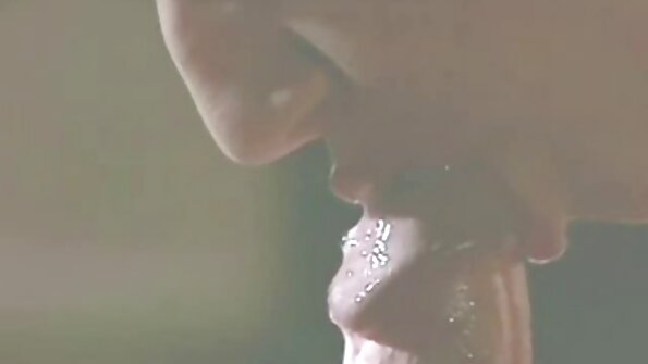 ฉีกตูดแน่นของสาวผมแดงเอเชีย. วีดีโอ เย ด